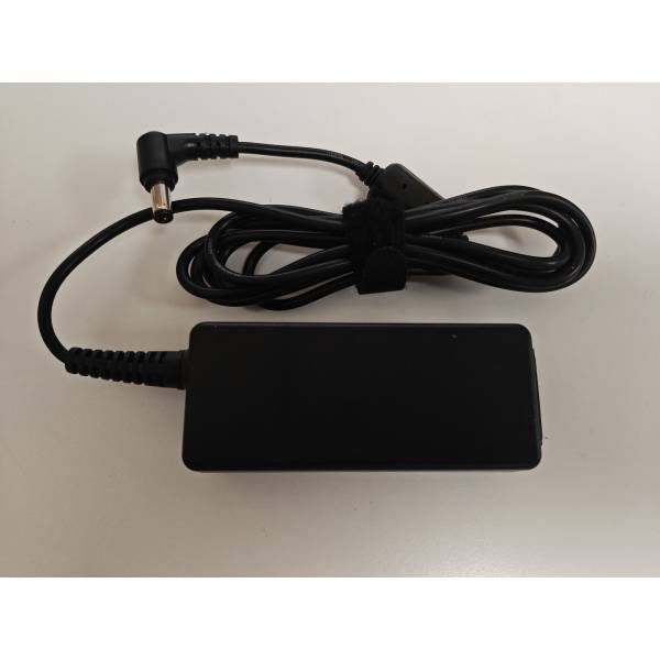 Incarcator Packard Bell DOT VR46 19V 1.58A 30W mufa 5.5x1.7mm Incarcator Packard Bell DOT VR46 19V 1.58A 30W mufa 5.5x1.7mm