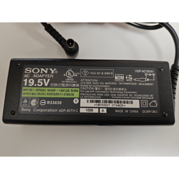 Incarcator Laptop Sony Vaio VGP-AC19V31 19.5V 4.74A 90W dimensiuni mufa 6.0*4.4mm