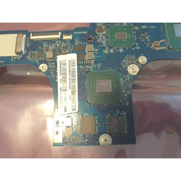 Placa de baza noua Laptop Lenovo Yoga 720-15IKB i7-7700HQ 8GB RAM GTX 1050