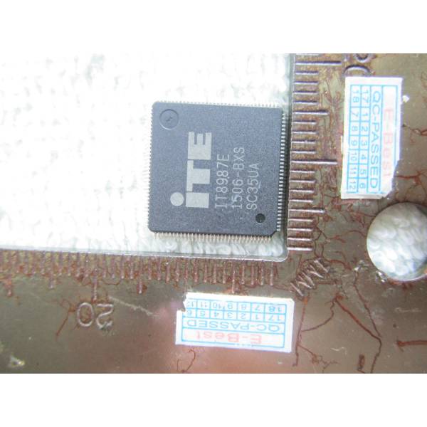 IT89B7E 8XS